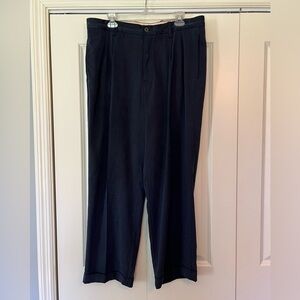 Tommy Bahama men’s pants. Size 35.